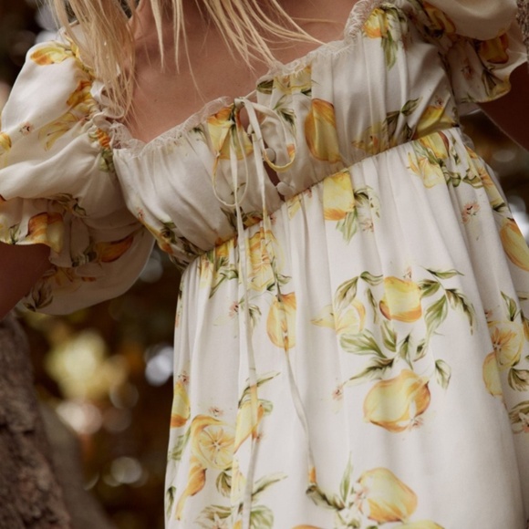 NWT For Love & Lemons Serafina Dress Size Large - Picture 2 of 7